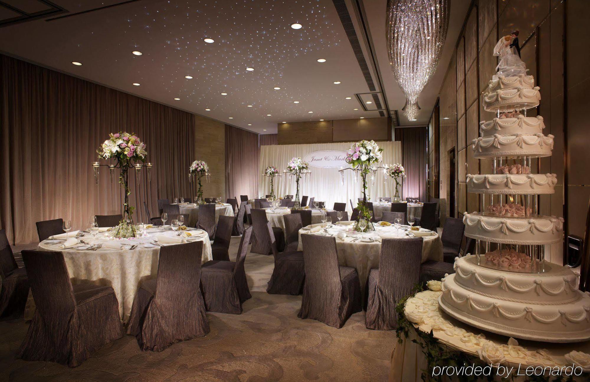 Harbour Grand Hong Kong Hotell Eksteriør bilde Wedding Hall
